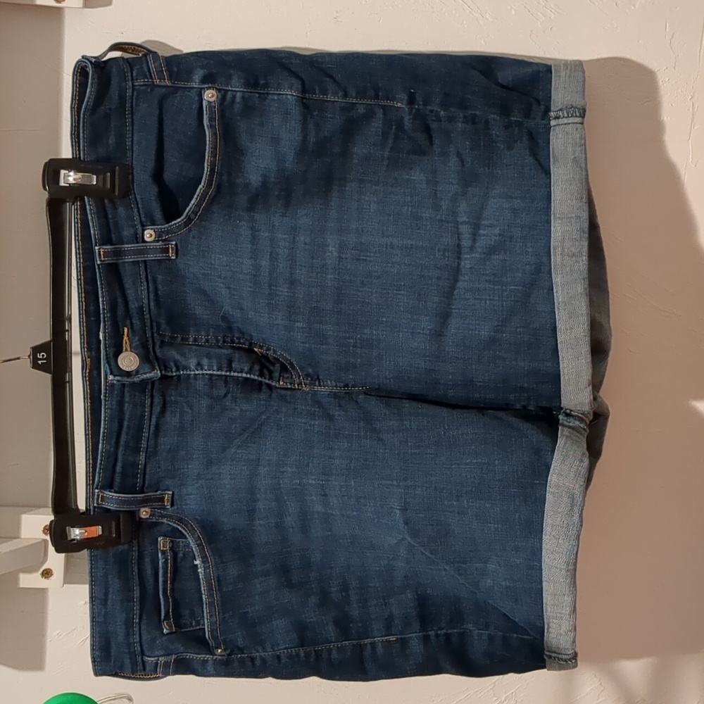 Women's denim levi shorts